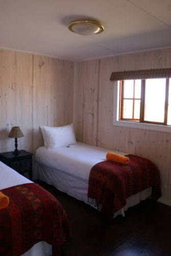 Intaba Thulile Hotel Maanhaarrand Buitenkant foto