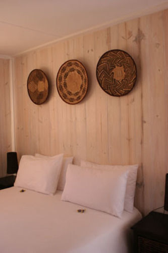 Intaba Thulile Hotel Maanhaarrand Buitenkant foto